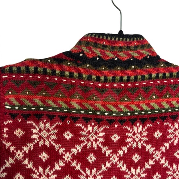 Icelandic Designs Wool Red Floral Knit Sweater Vest Size Small - Picture 8 of 14